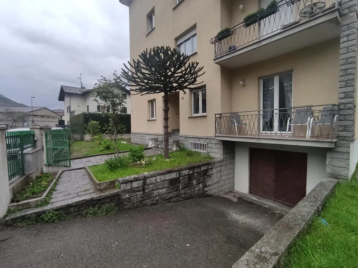 Tirano Express Luxury Apartments Itálie