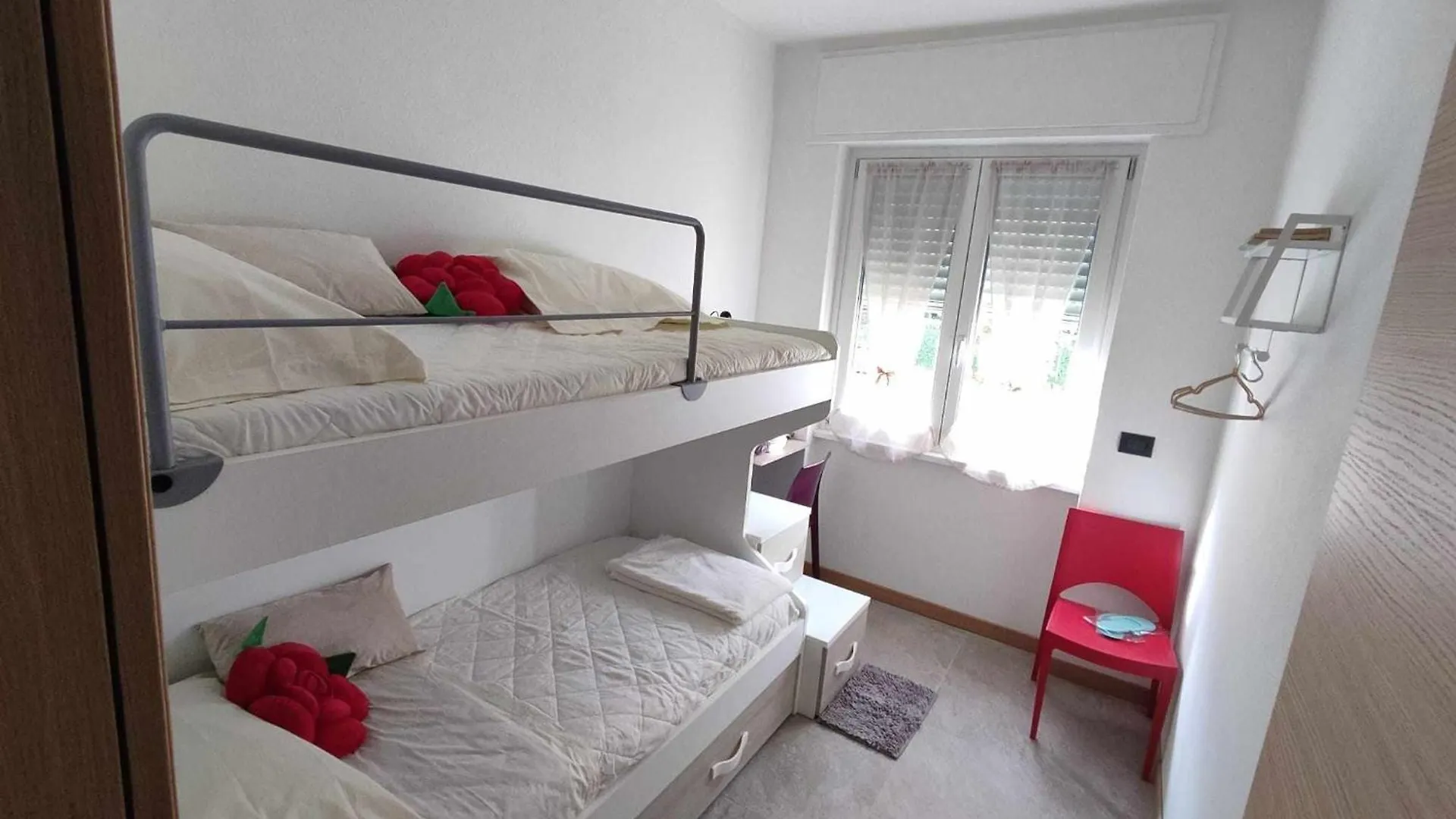 Tirano Express Luxury Apartments
